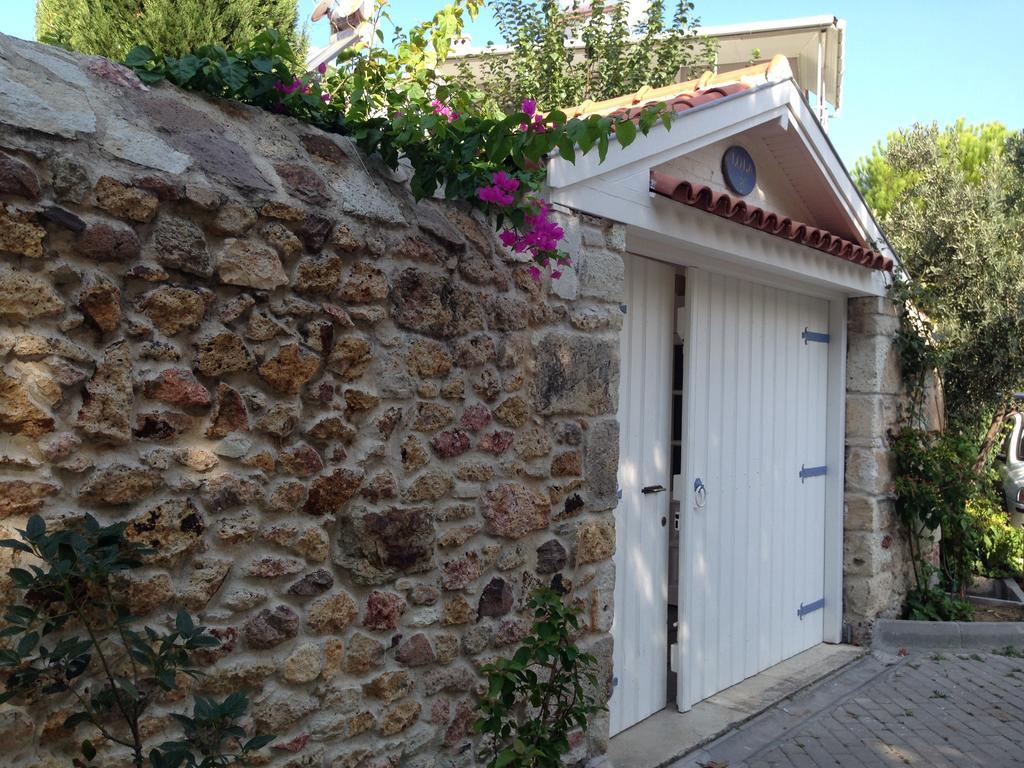 Lola 38 Hotel Foca Exterior photo