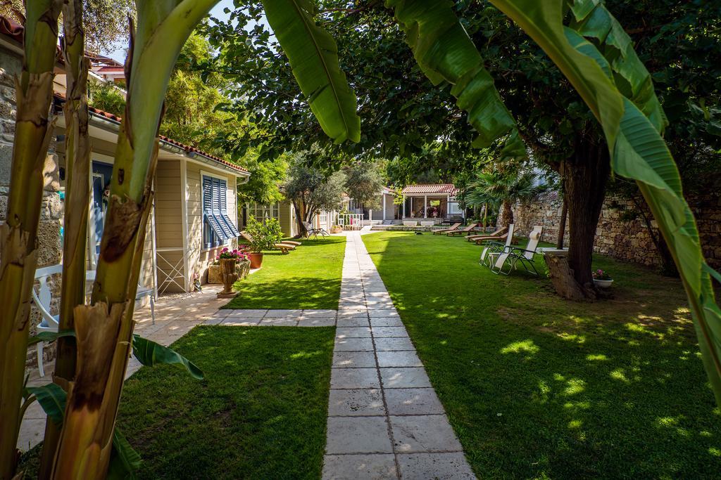 Lola 38 Hotel Foca Exterior photo